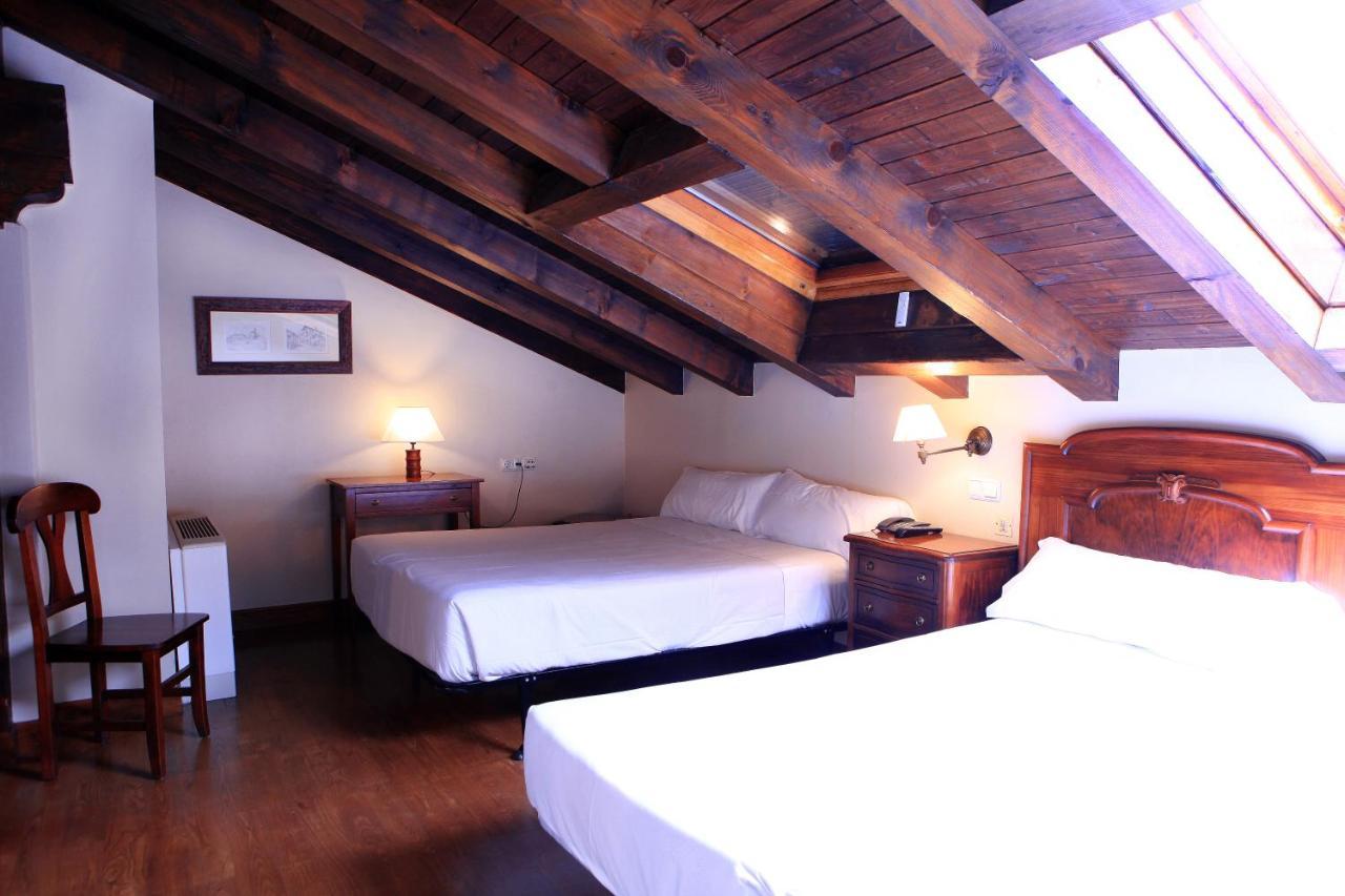 Hostal Antxitonea Elizondo Dış mekan fotoğraf