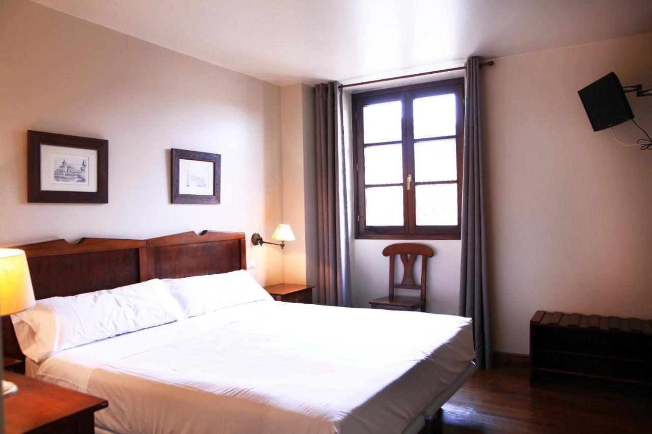 Hostal Antxitonea Elizondo Dış mekan fotoğraf